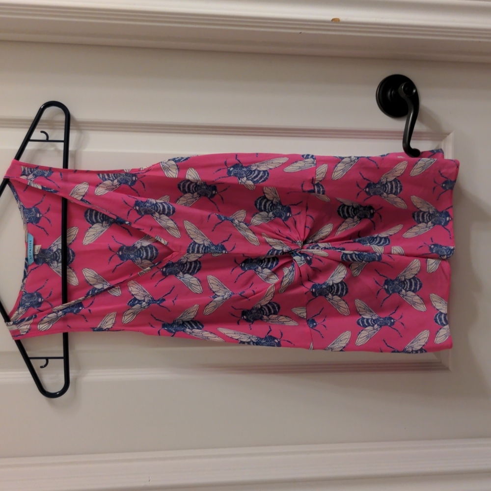 Fun Anthropologie Leifnotes Bee Tank